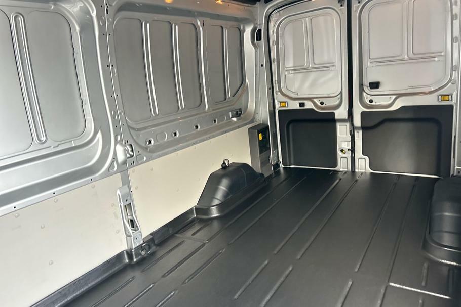 Ford Transit Custom 350 Trend L3 H2 Lwb Medium Roof Rwd 135Kw 68K PX75XVF Silver #4