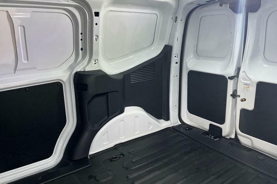 Ford Transit Courier Trend 100Kw 43Kwh LO25TZX White #4
