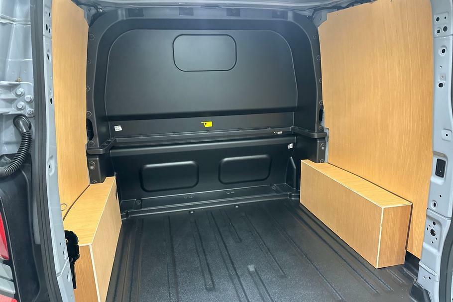 Ford Transit Custom 320 Limited L1 Swb Double Cab In Van Fwd 2.5 LL75RUY Grey #4