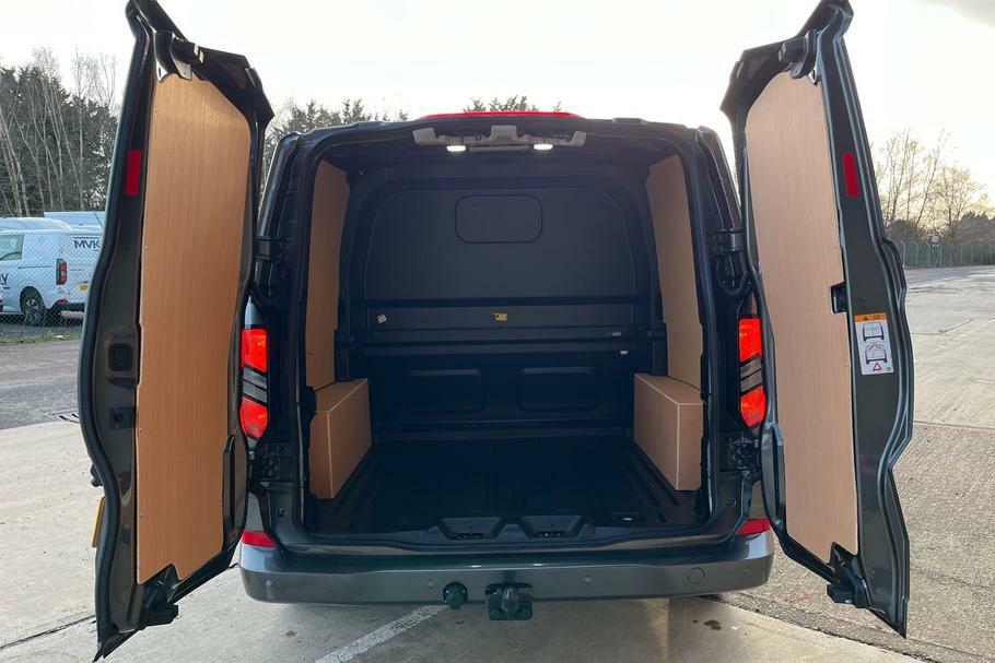 Ford Transit Custom 320 Limited L1 Swb Double Cab In Van Fwd 2.5 LL75RUW #6