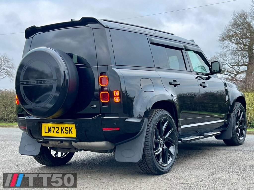 Land Rover Defender 3L Se LM72KSK Black #2