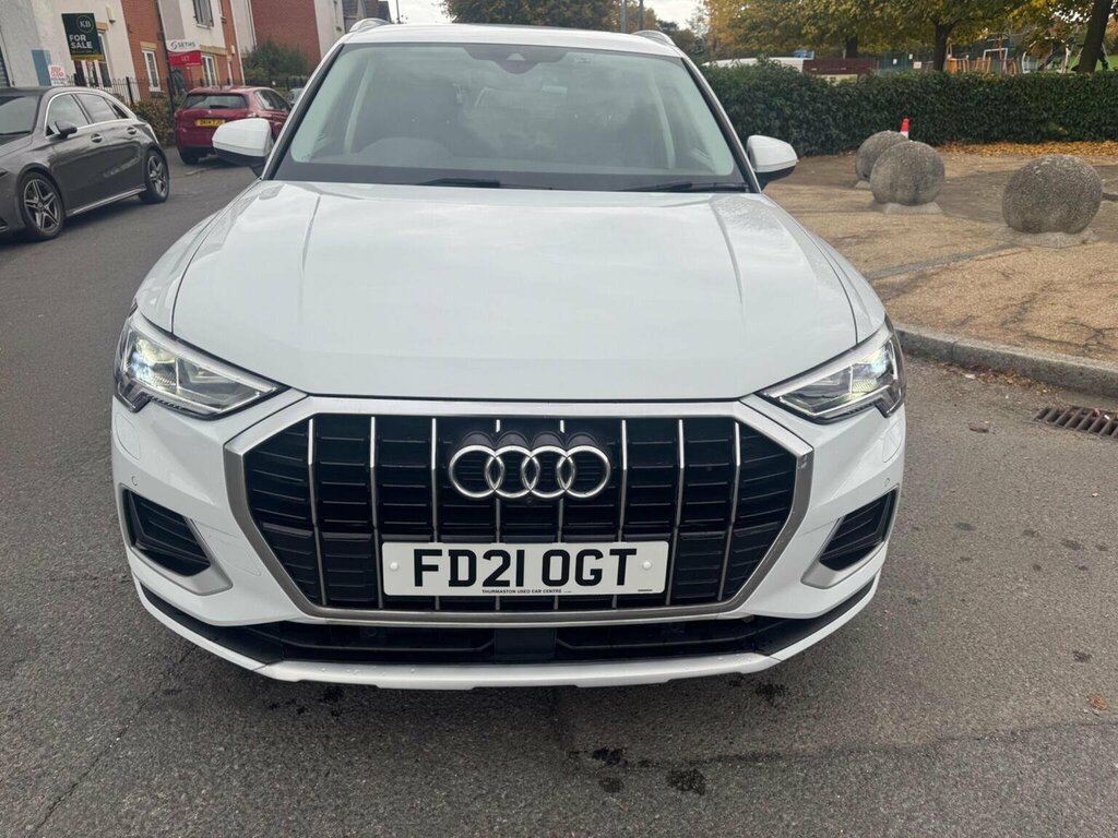 Audi Q3 Suv 1.5 Tfsi Cod 35 S Line Suv S Tronic White #4
