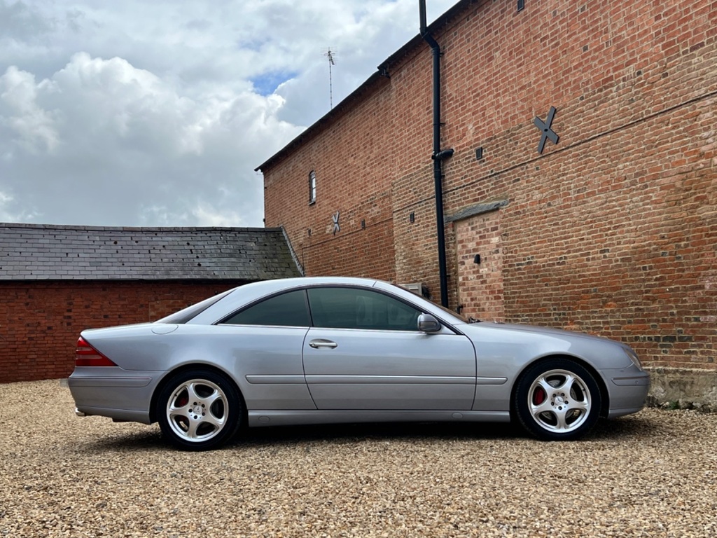 Mercedes-Benz CL Cl500 Blue #2