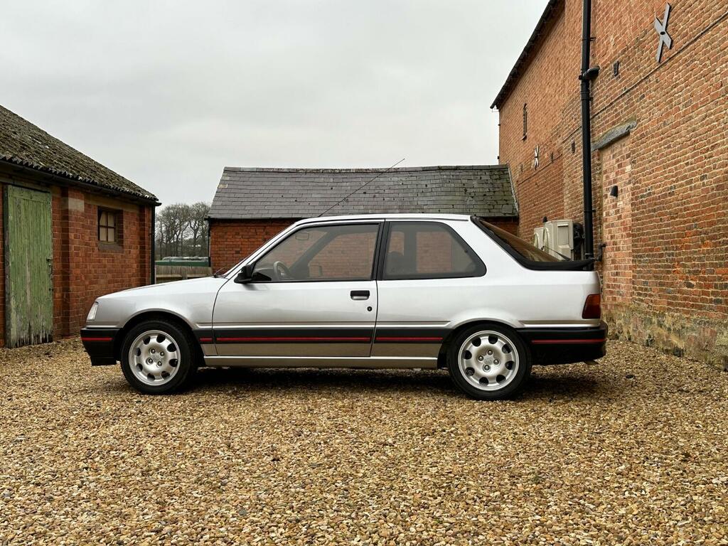 Peugeot 309 Hatchback Silver #5