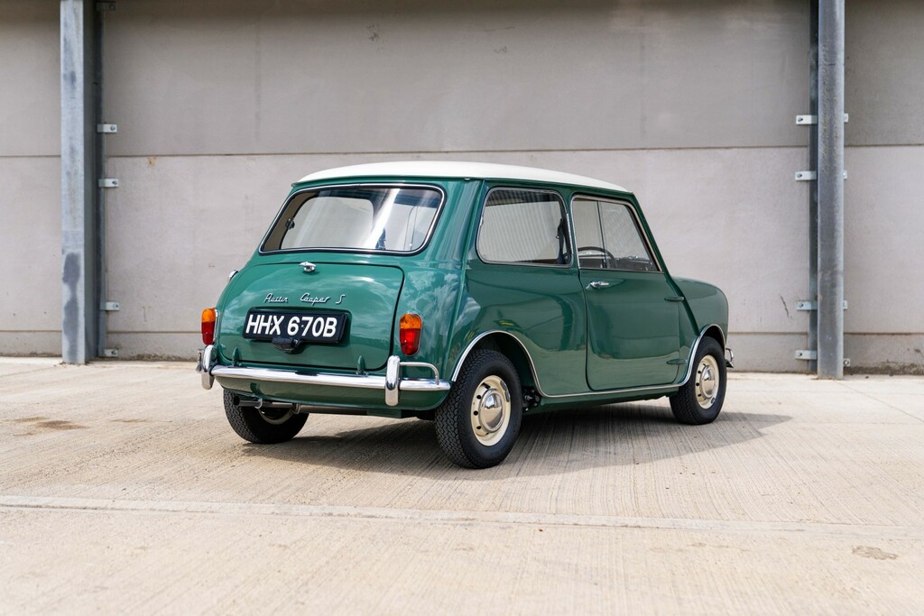 Austin MINI Cooper S 1071 Mk I Green #3