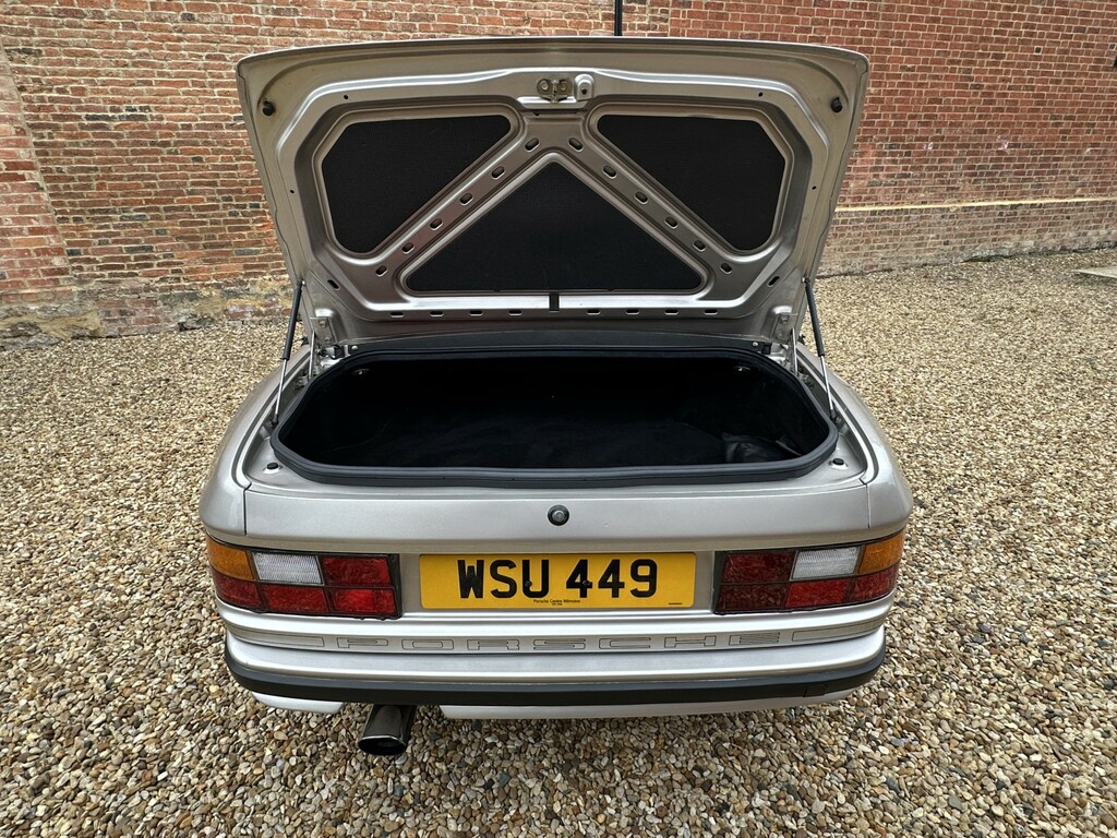 Porsche 944 S2 16V - Red #20