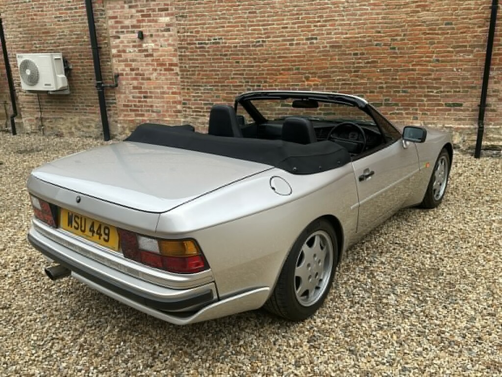 Porsche 944 S2 16V - Red #25