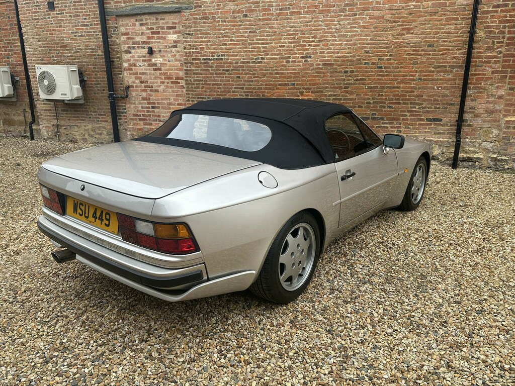 Porsche 944 S2 16V - Red #22