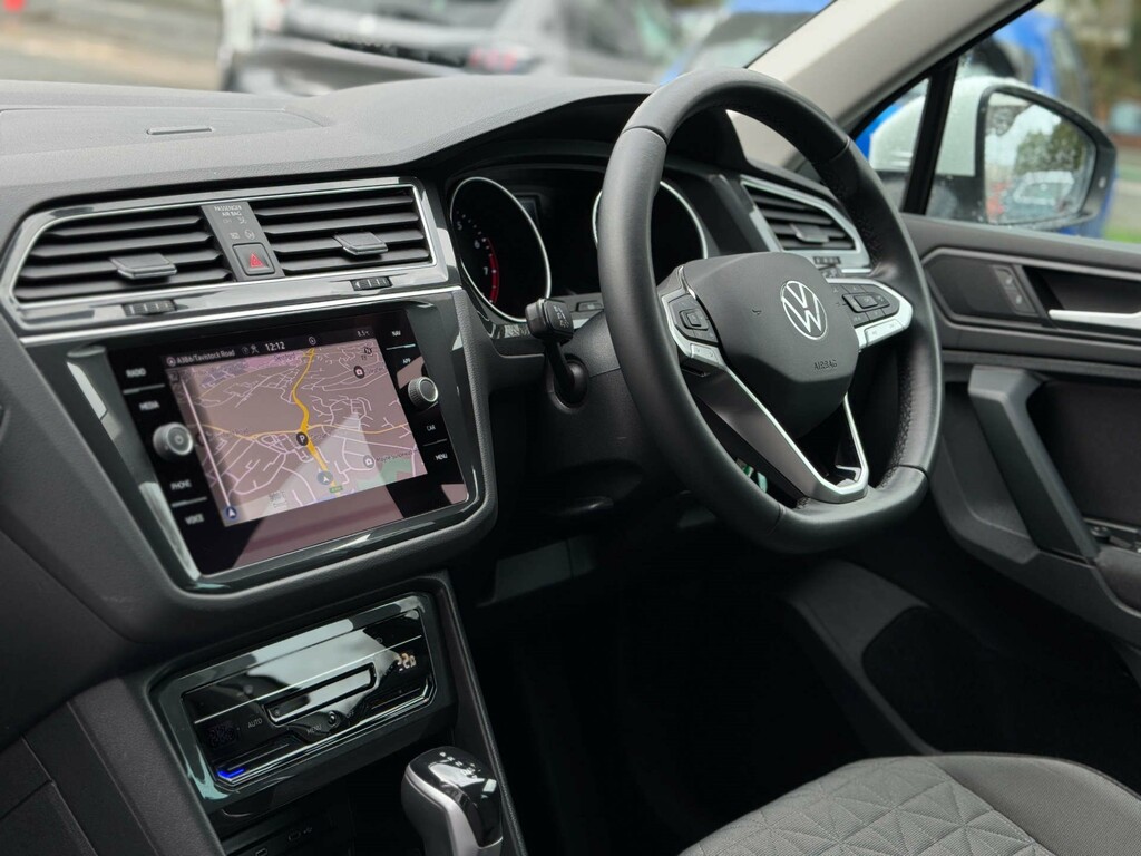 Volkswagen Tiguan 1.5L Life Dsg  #2
