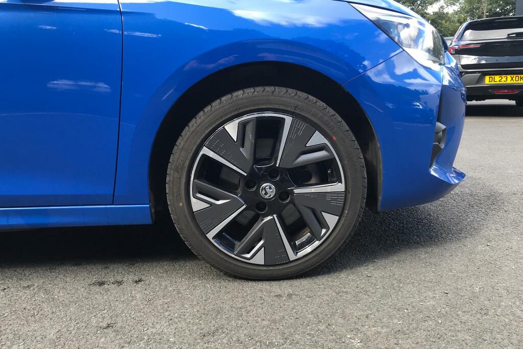 Vauxhall Corsa-e Vauxhall Corsa 50Kwh Sri Nav Premium H... DV21BVC Blue #2