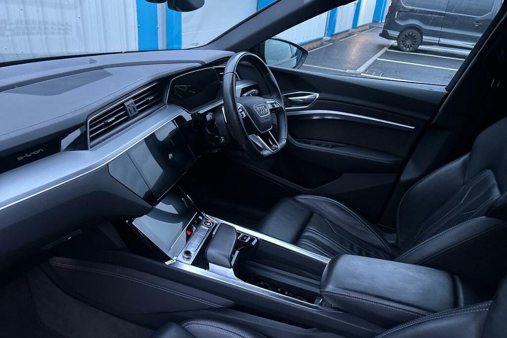 Audi E-tron Audi E Tron 55 Black Edition Suv A... LM72CPV Black #4