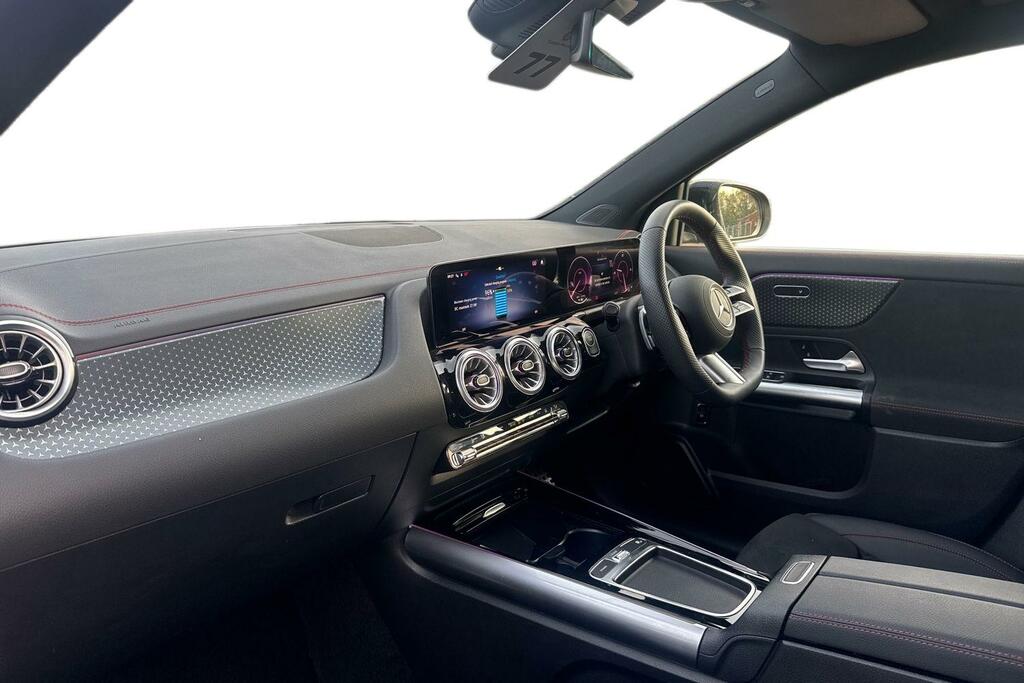 Mercedes-Benz EQA Mercedes Benz Eqa Eqa 250 Plus 70.5Kwh Amg Line... #4