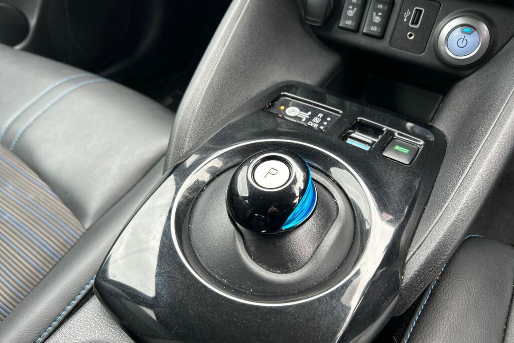 Nissan Leaf Nissan Leaf 62Kwh E Plus N Tec Hatchback El... SK70EEG  #6