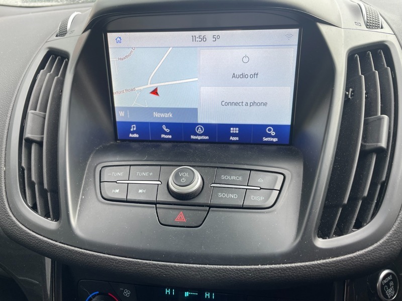 Ford Kuga St-line Tdci EJ69OZA White #5