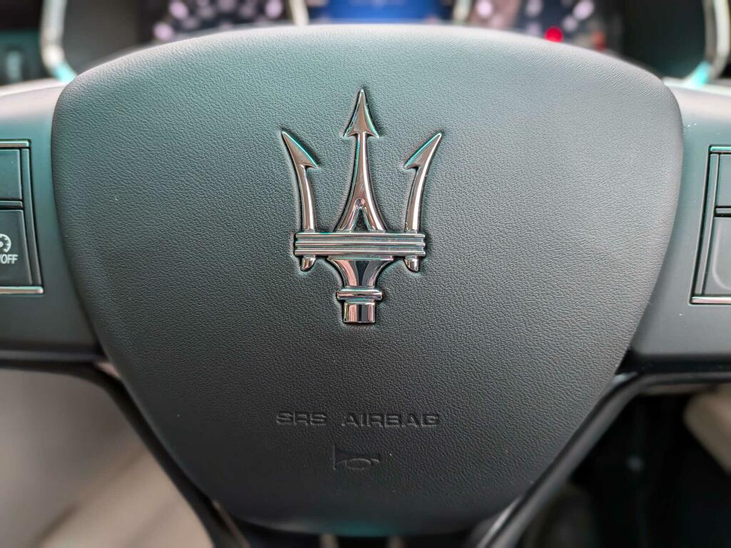 Maserati Quattroporte Saloon 3.0D V6 Zf Euro 5 Ss 201717 Grey #17