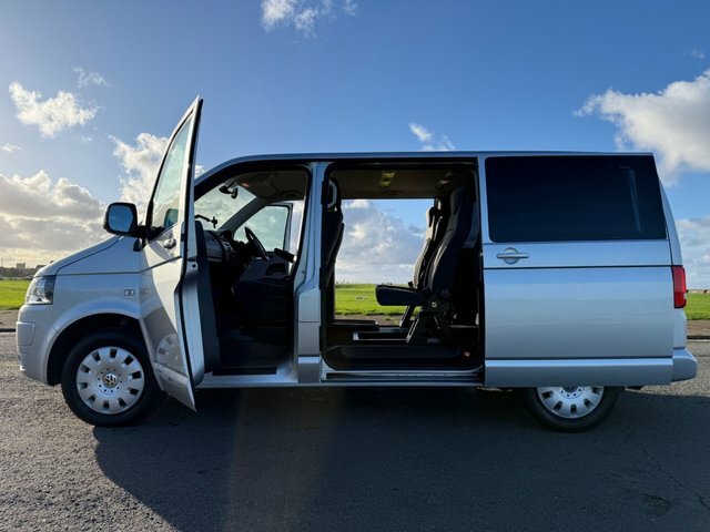 Volkswagen Transporter Shuttle 2014 Wheelchair Accessible Vehicle 2.0 Td T30 Se Silver #2