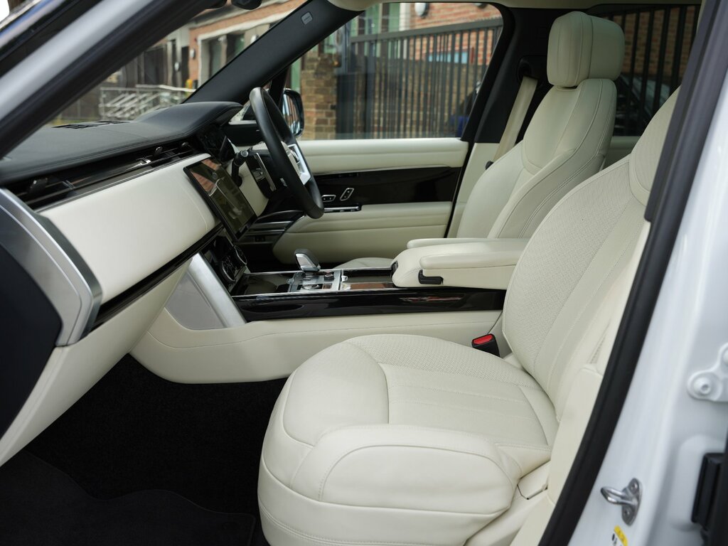 Land Rover Range Rover 3.0 D300 Mhev Se Suv 4Wd Euro 6 S LV22XNB White #4