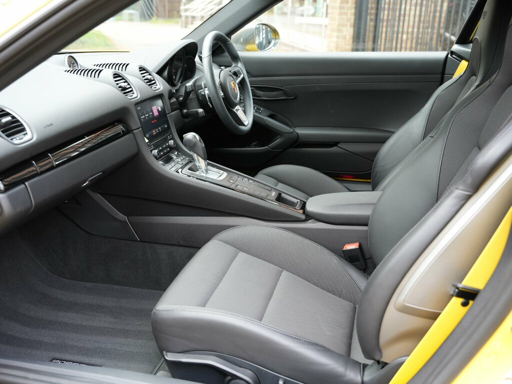 Porsche 718 Cayman 2.0T Coupe Gpf Pdk Euro 6 Ss 300 Ps Yellow #3