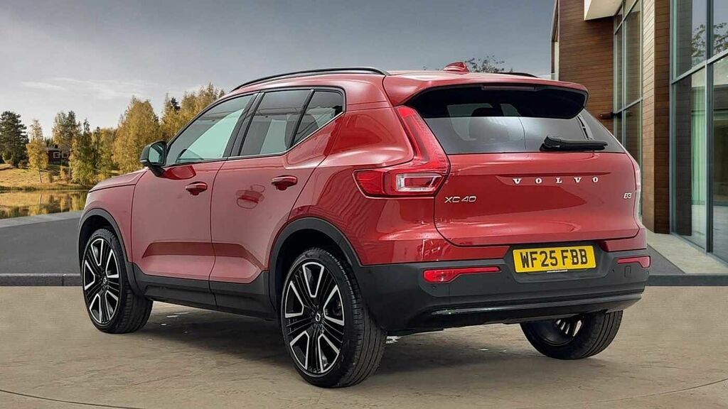 Volvo XC40 Ultra, B3 Mild Hybrid, Dark WF25FBB Red #5
