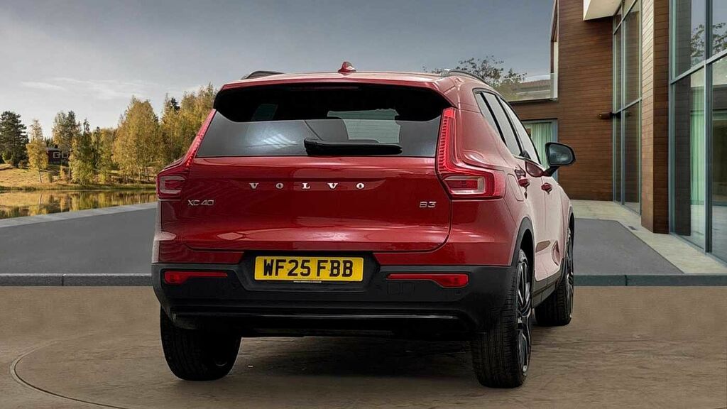 Volvo XC40 Ultra, B3 Mild Hybrid, Dark WF25FBB Red #3