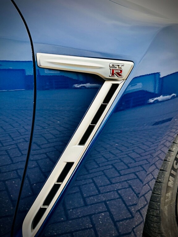 Nissan GT-R V6 Blue #15