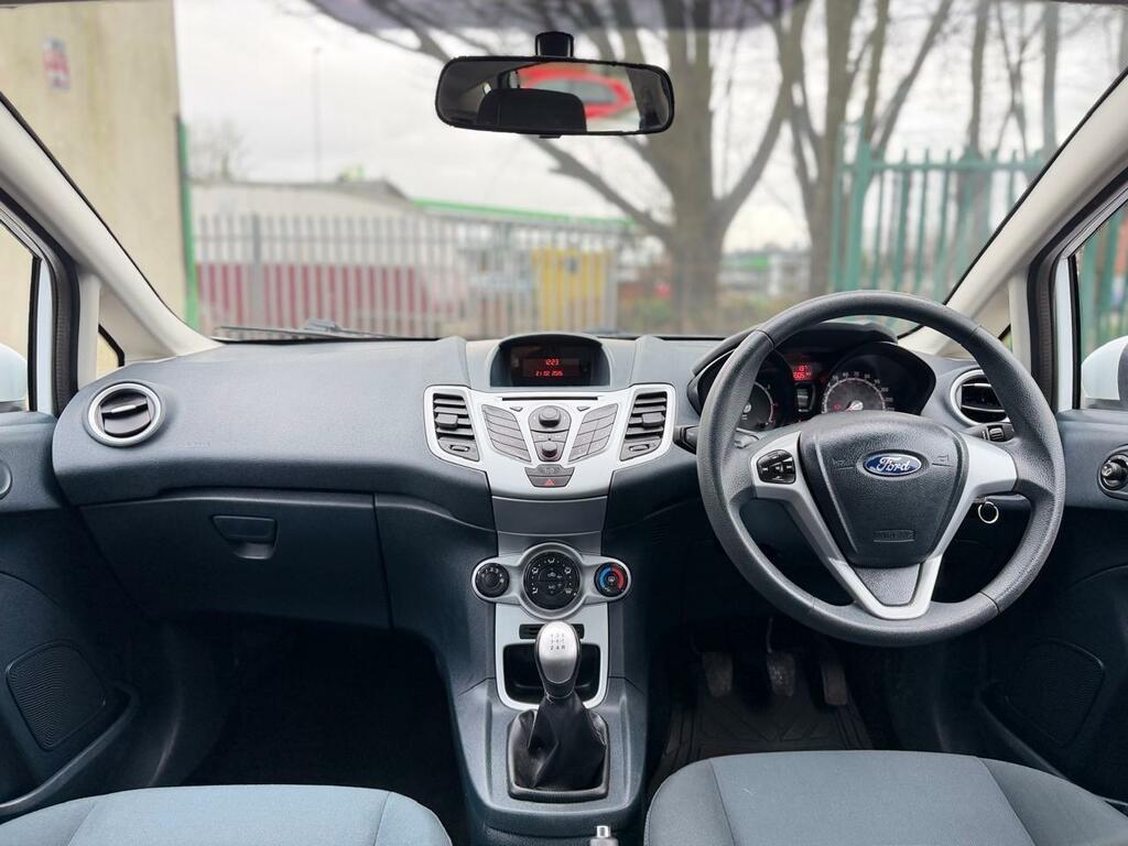 Ford Fiesta 1.25 Edge NA12BYM White #2