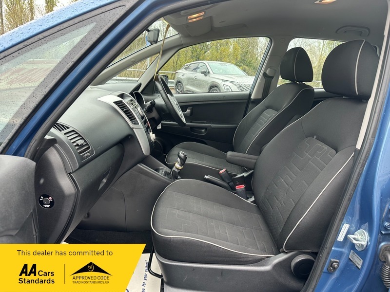Kia Venga 35 Tax 1.4 Crdi Blue #5