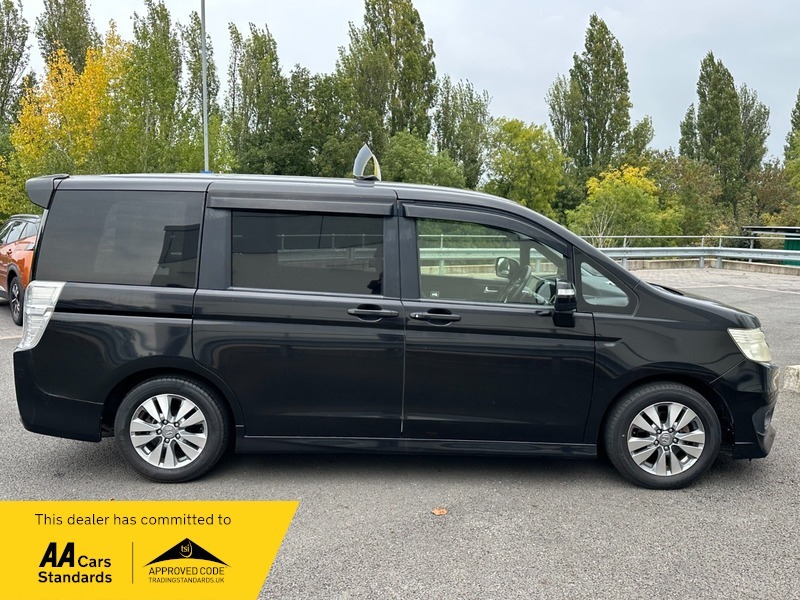 Honda StepWagon Mpv White #12