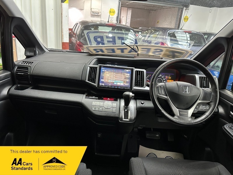 Honda StepWagon Mpv Grey #19