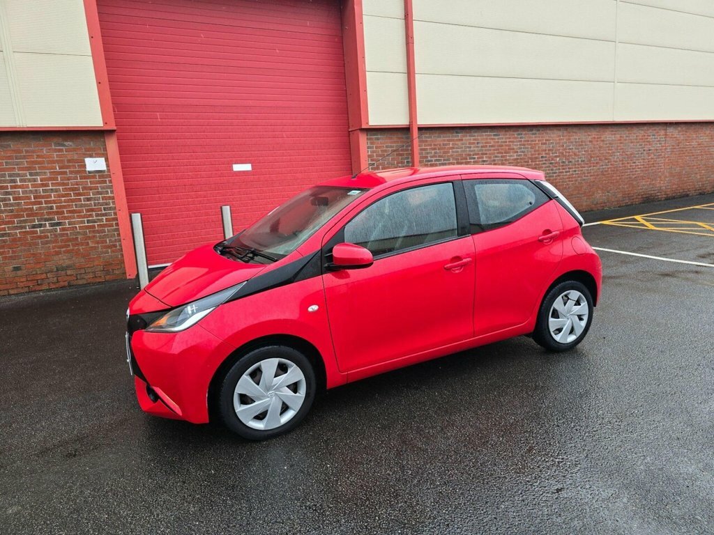 Toyota Aygo Hatchback AP15ORA Red #5