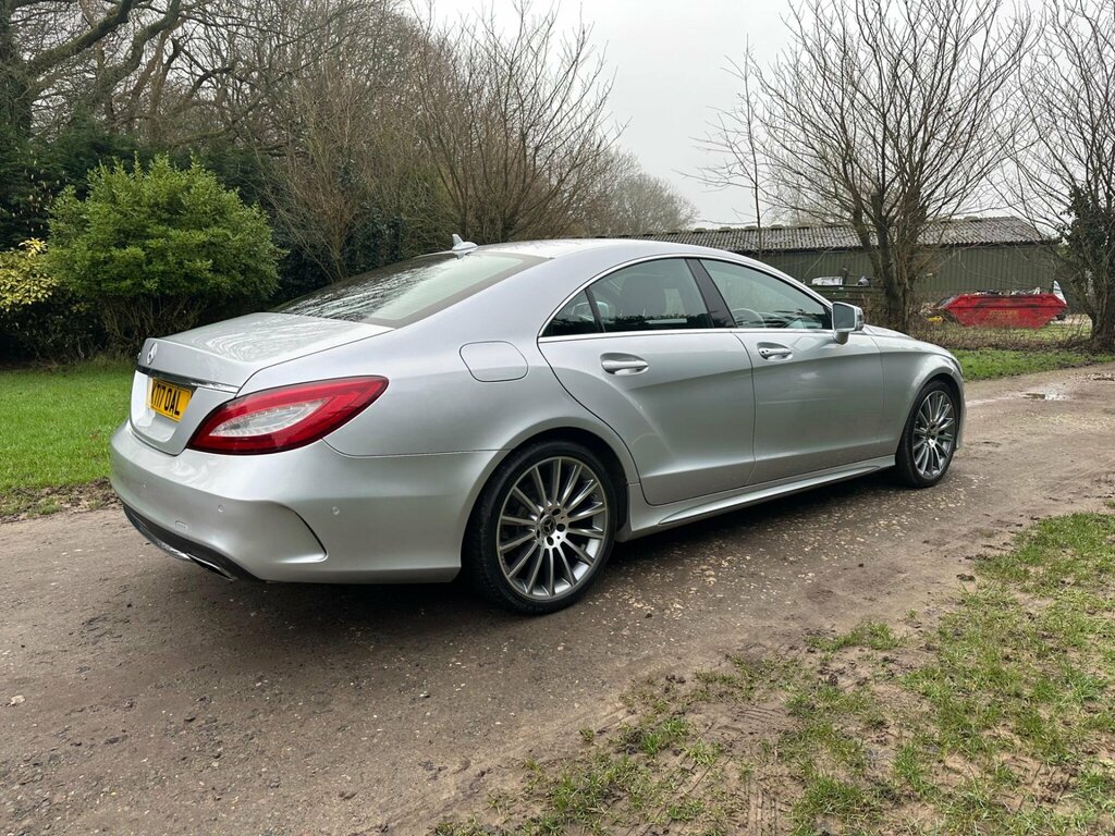 Mercedes-Benz CLS 3.0 Cls350d V6 Amg Line Premium Coupe G-tronic Silver #2