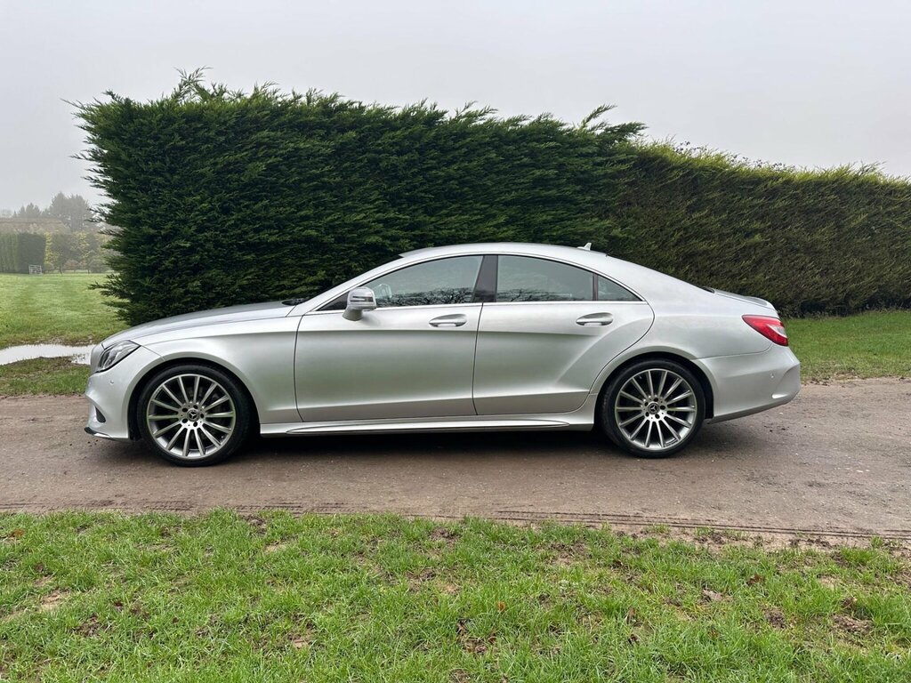 Mercedes-Benz CLS 3.0 Cls350d V6 Amg Line Premium Coupe G-tronic Silver #4