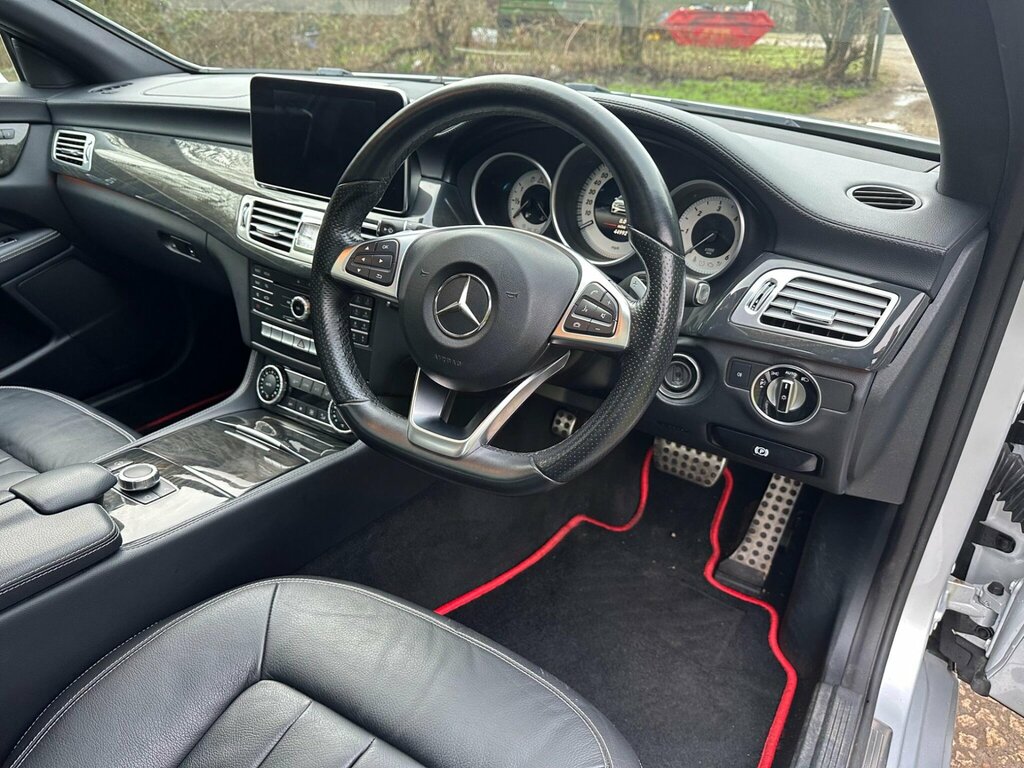 Mercedes-Benz CLS 3.0 Cls350d V6 Amg Line Premium Coupe G-tronic Silver #3