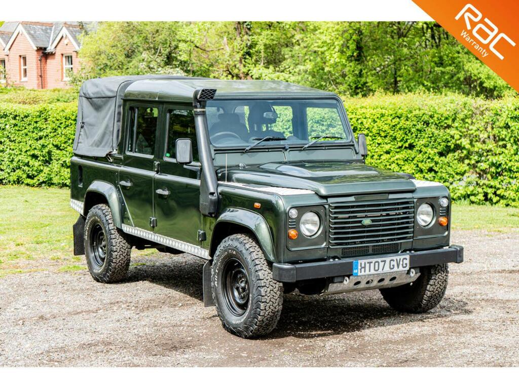 Land Rover Defender 110 County Green