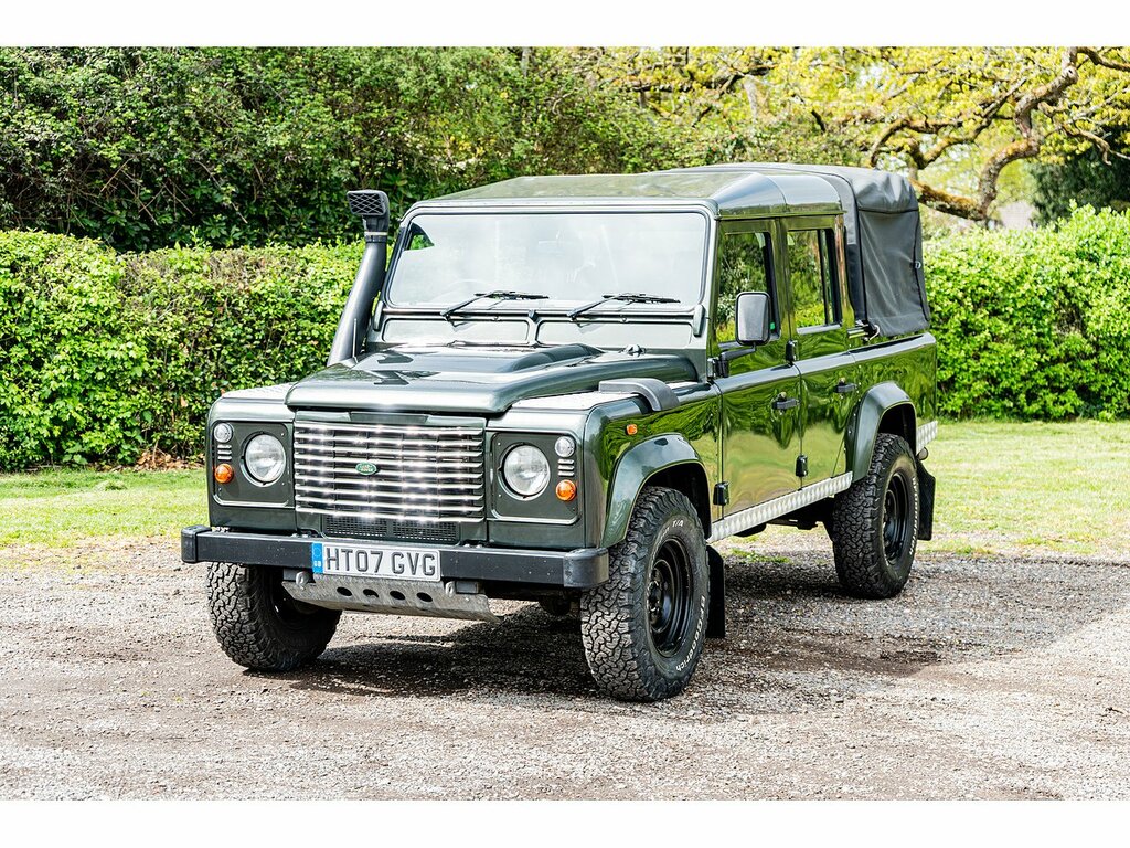 Land Rover Defender 110 County Green #2