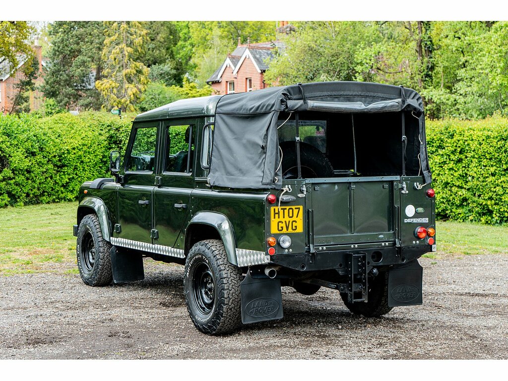 Land Rover Defender 110 County Green #6