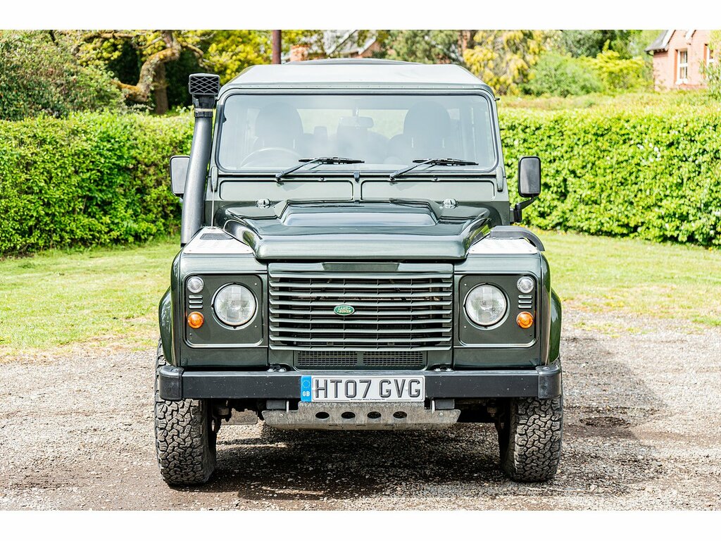 Land Rover Defender 110 County Green #3