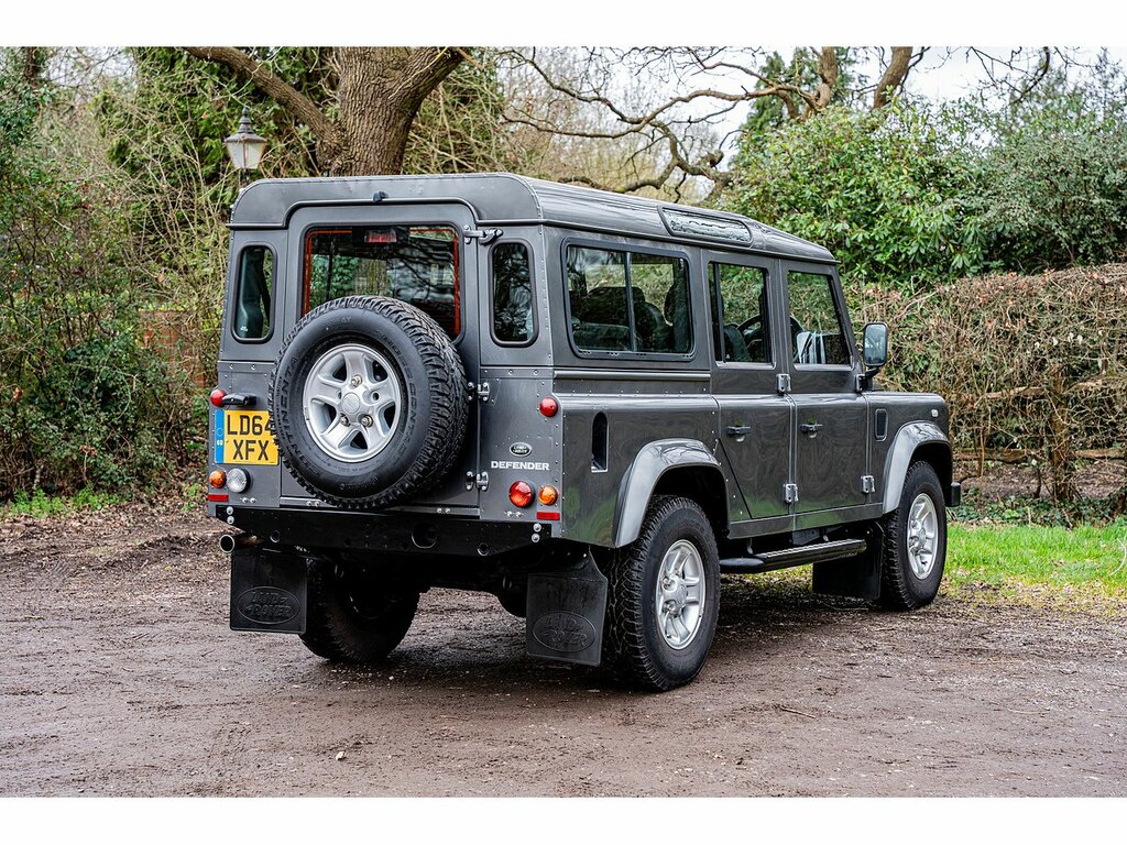 Land Rover Defender 110 Tdci Xs LD64XFX Grey #6