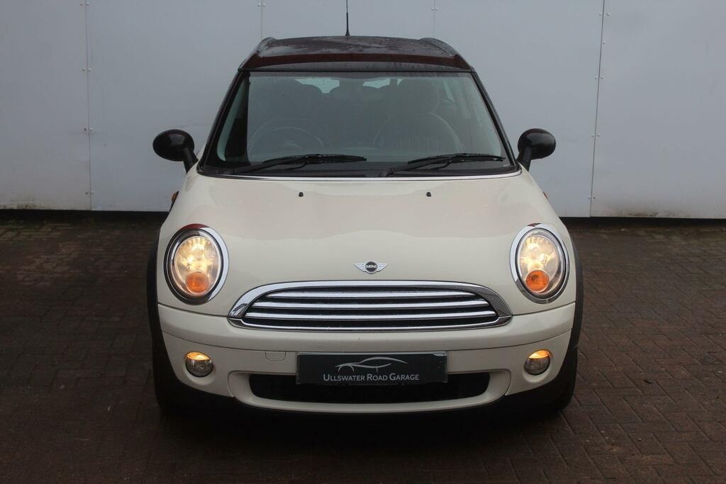 Mini Clubman Estate DN59GHA White #6