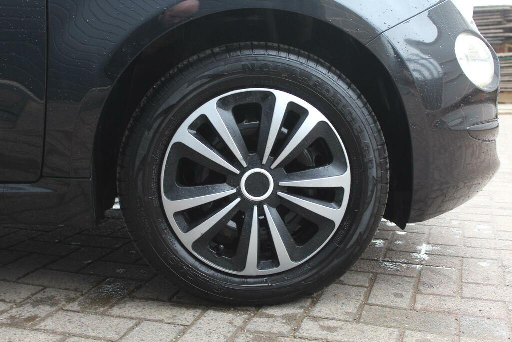 Fiat 500 Hatchback HY67JOU Black #2