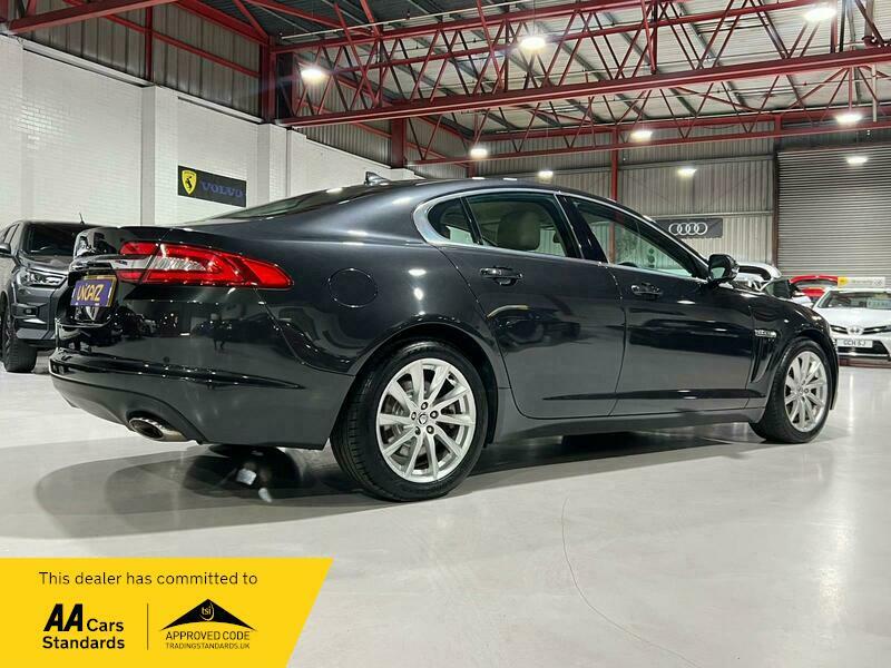 Jaguar XF 2.2D Premium Luxury Saloon GK13FCF Grey #3