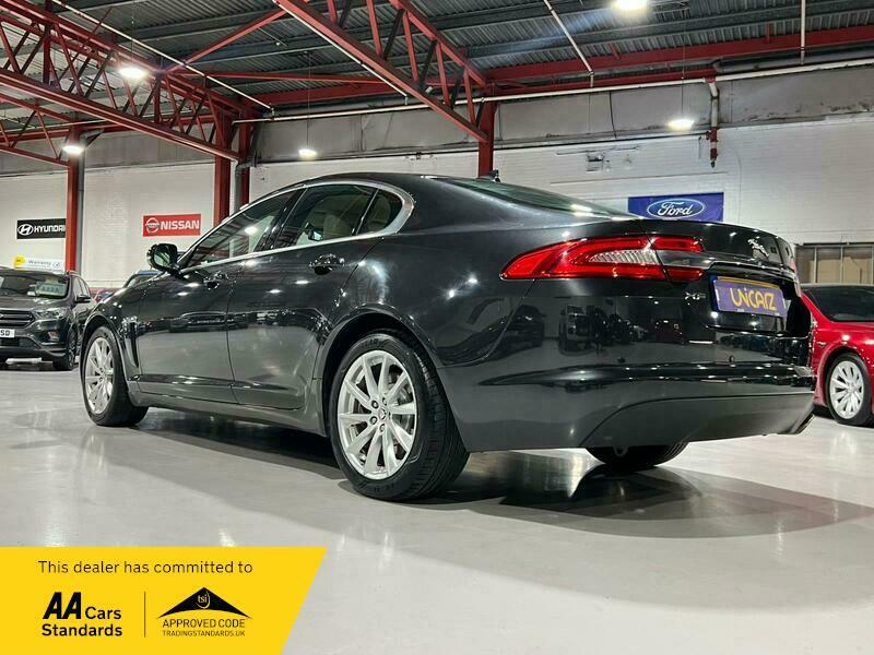 Jaguar XF 2.2D Premium Luxury Saloon GK13FCF Grey #4