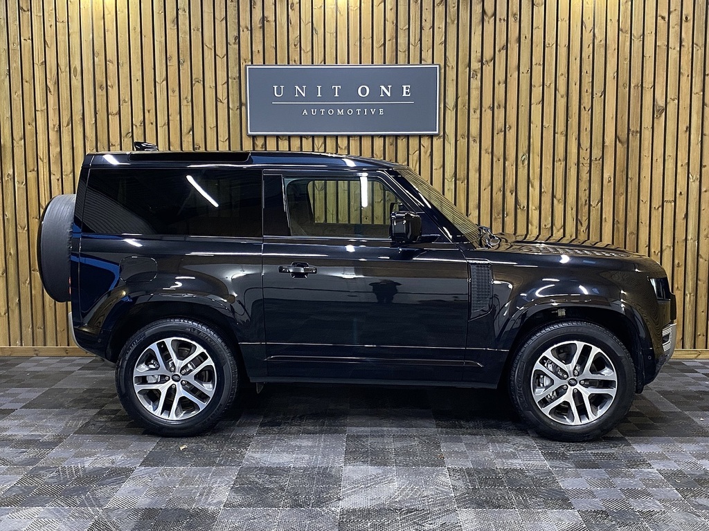Land Rover Defender 90 P400 Mhev Xs Edition Black #2