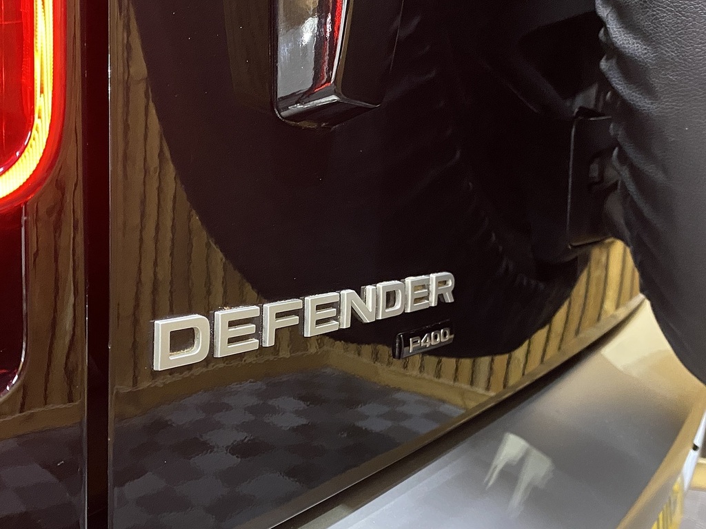 Land Rover Defender 90 P400 Mhev Xs Edition Black #6