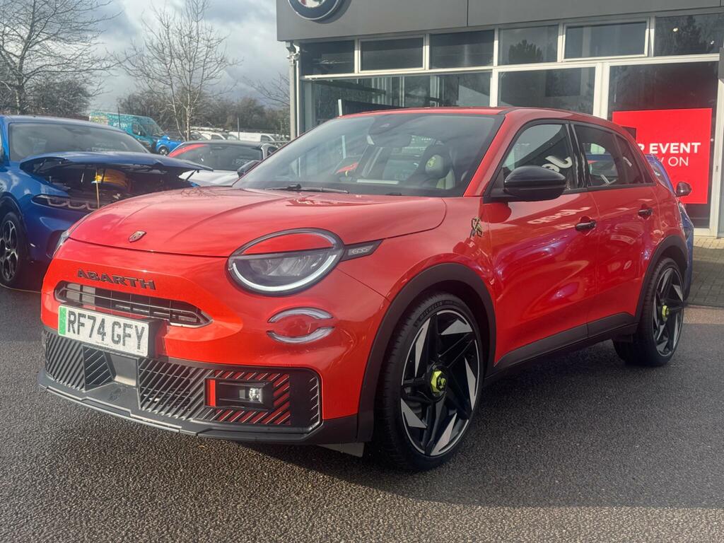 Abarth 600e 54Kwh Suv 240 Ps Orange #3