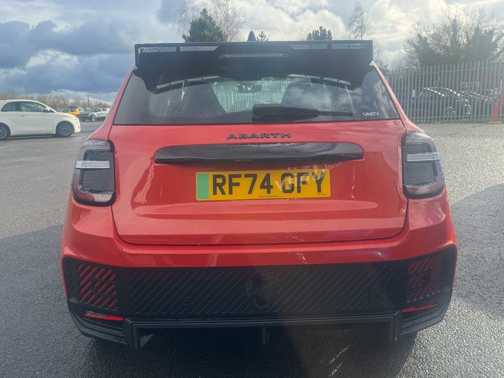 Abarth 600e 54Kwh Suv 240 Ps Orange #6