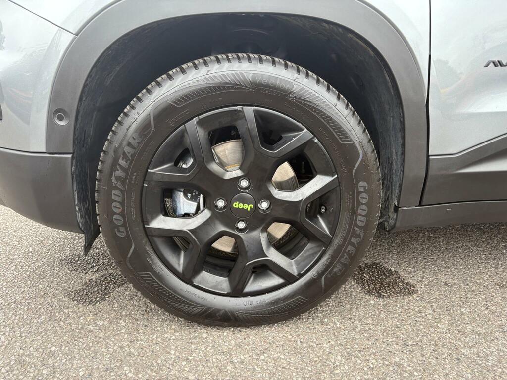 Jeep Avenger 1.2 E-hybrid Mhev Upland Dct E-awd Euro 6 Ss OE25ZUA Grey #4