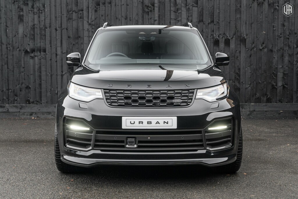 Land Rover Discovery 3.0 D350 Mhev Dynamic Hse Suv 4Wd  Black #2