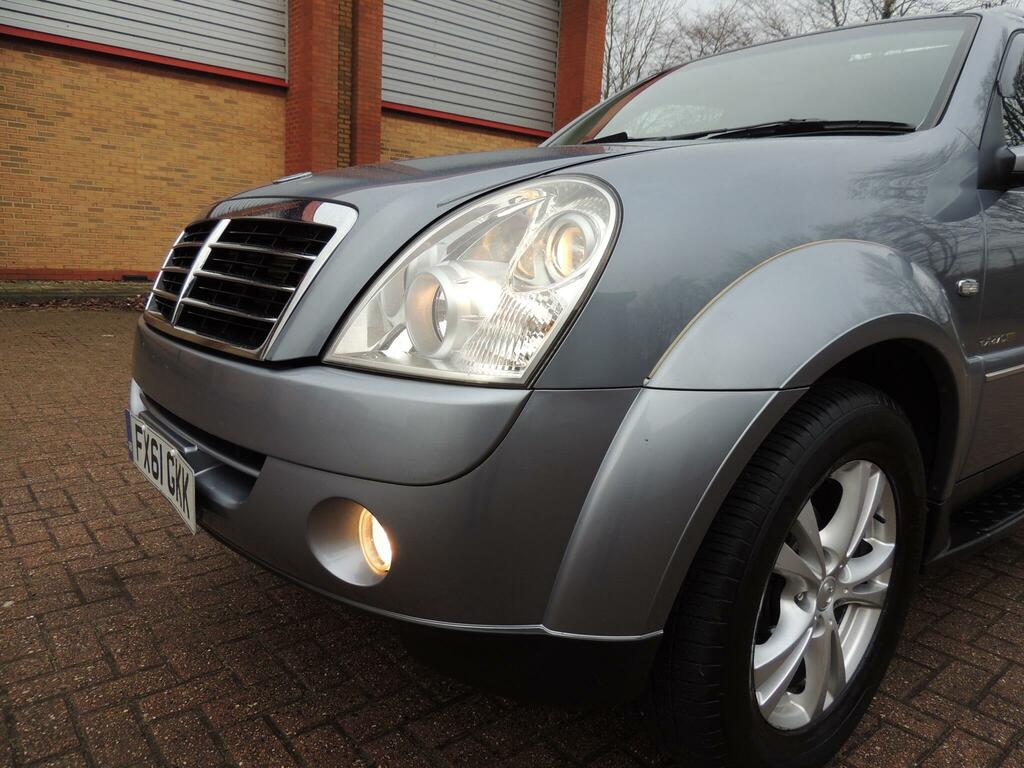 SsangYong Rexton 270 Ex Grey #31