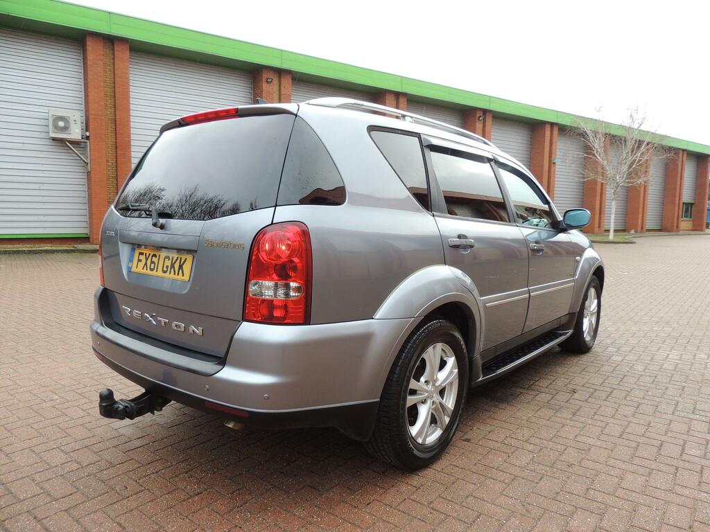 SsangYong Rexton 270 Ex Grey #17